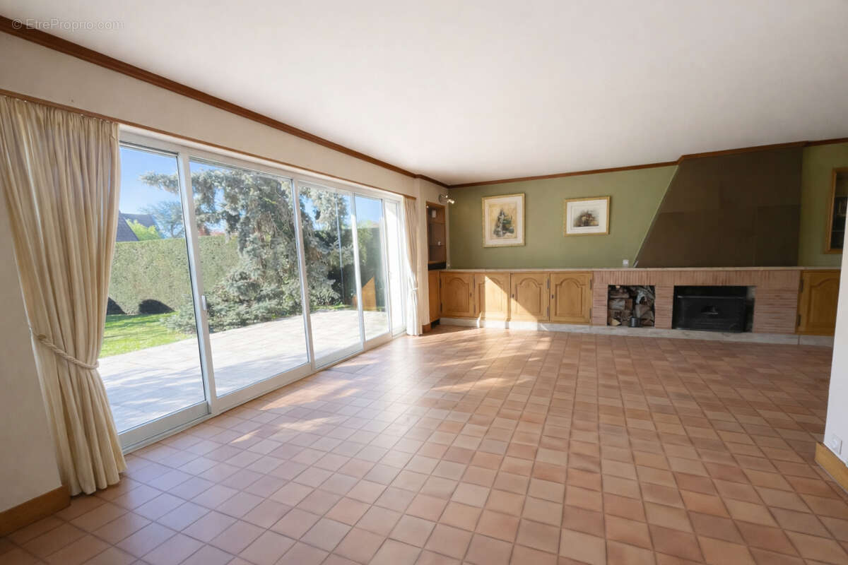 Maison à NEUILLY-PLAISANCE