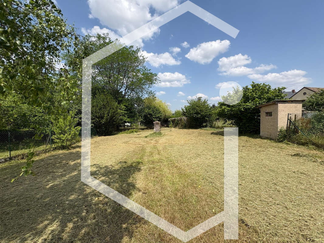 Maison à COSNE-COURS-SUR-LOIRE