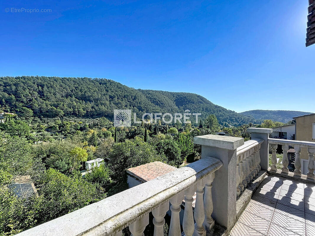 Maison à SOLLIES-TOUCAS