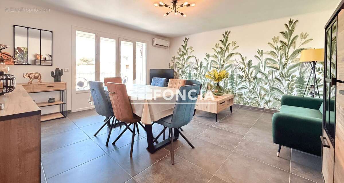 Appartement à FREJUS