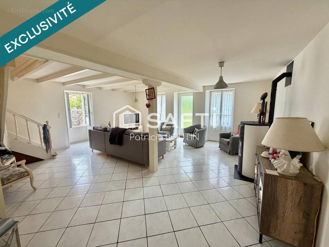 Photo 1 - Maison à SAINTE-OUENNE