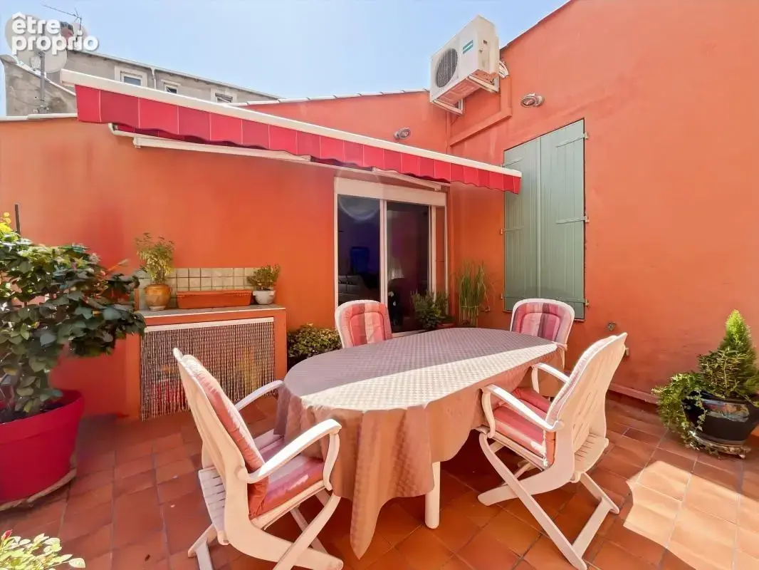 Maison atypique avec terrasse et stationnement – Béziers Centre - À Vendre - photo 2