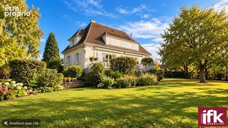 Maison de 220 m² avec 5 chambres, sous-sol et terrain de 14,86 ares - photo 1