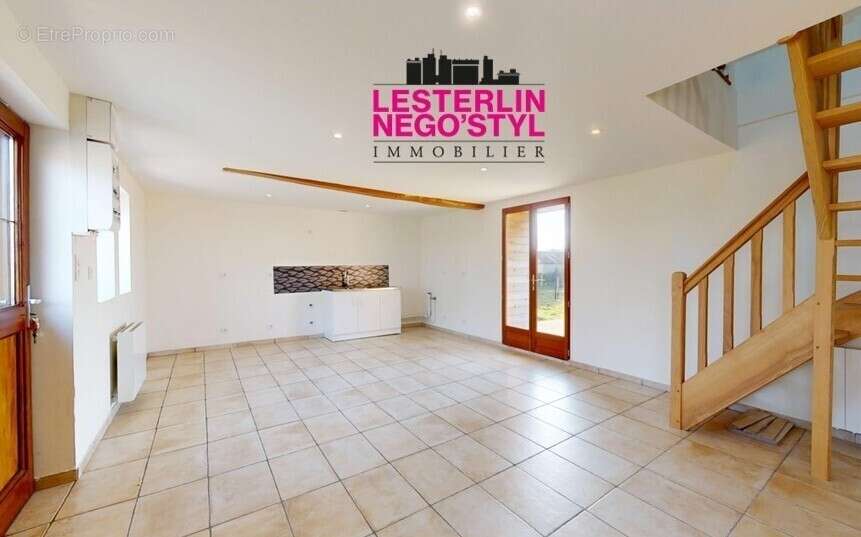 Maison à LA FRENAYE