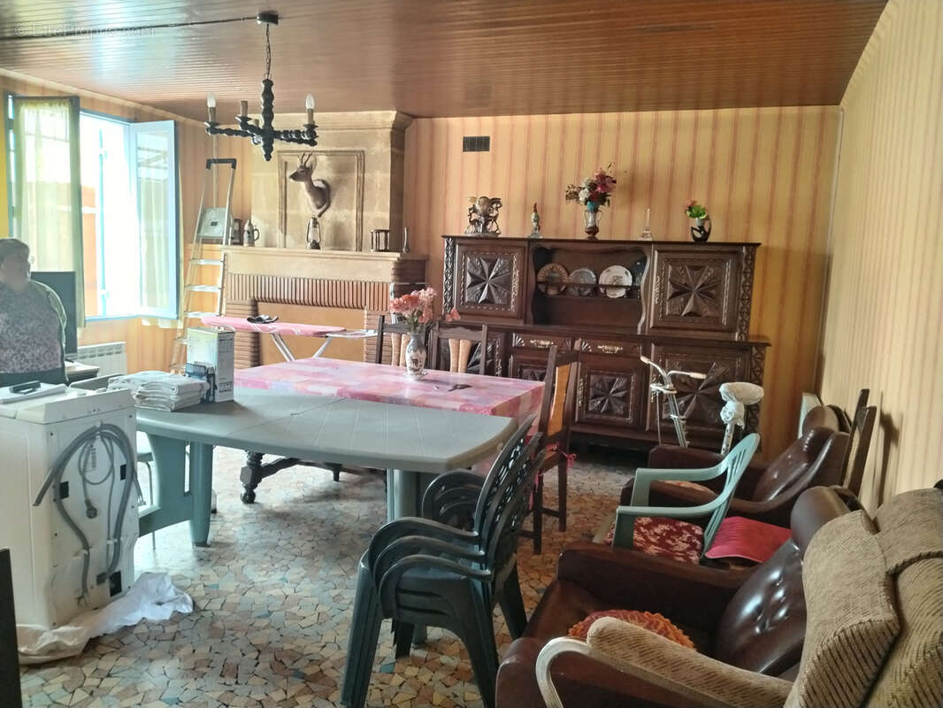 Maison à MONTPON-MENESTEROL