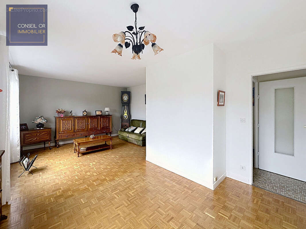 Appartement à FRANCHEVILLE