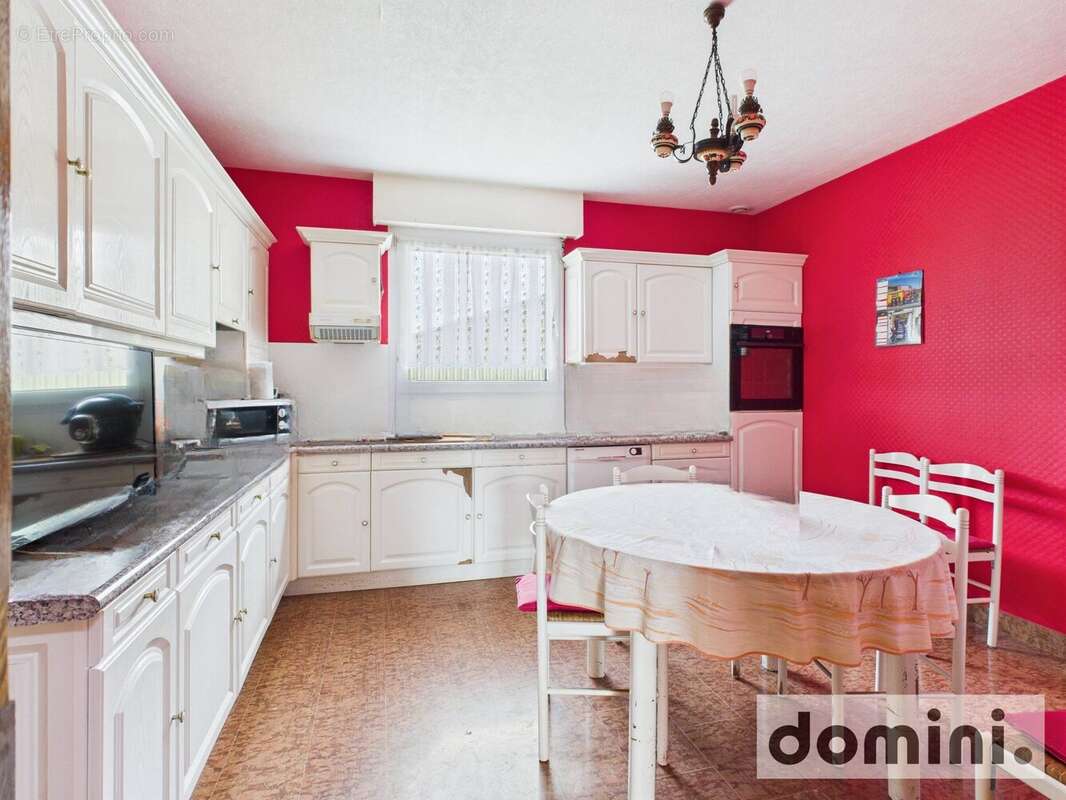 Maison 188 m² à Lanhouarneau  - photo 3