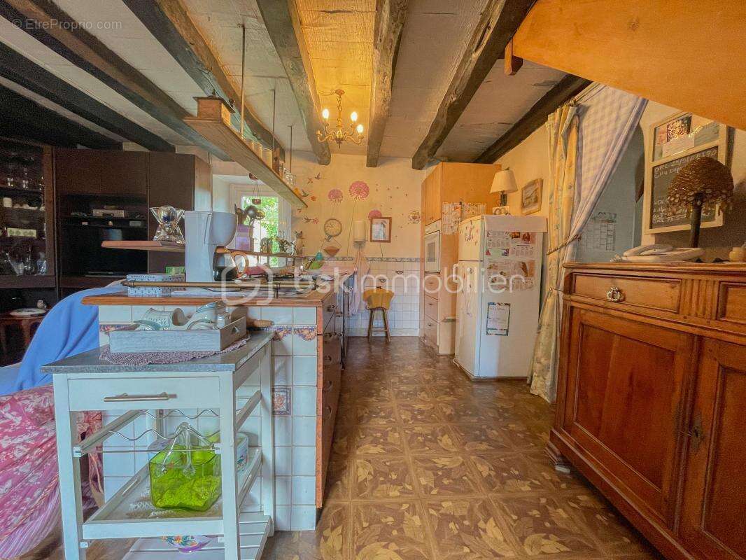 Maison à CHAMPAGNAC-LA-RIVIERE