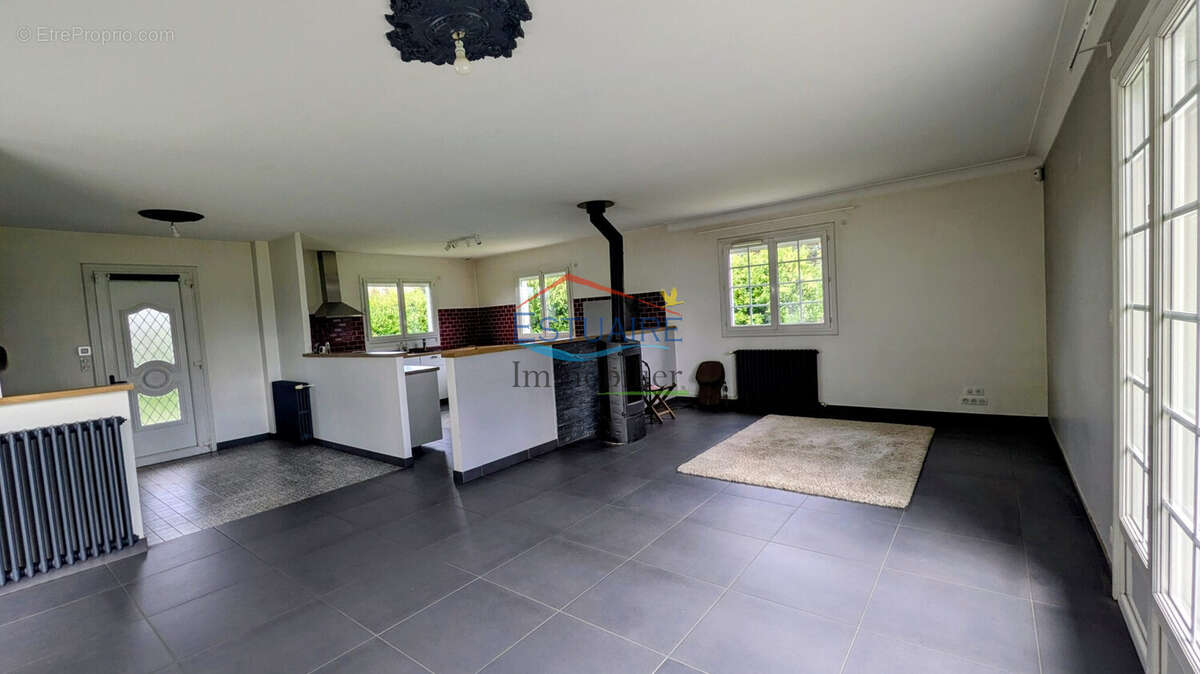 Maison 141 m² à Coueron  - photo 2