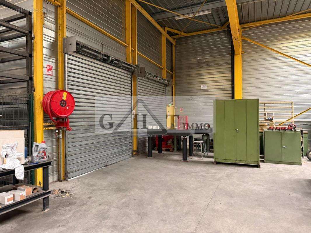 Commerce à LA VILLE-DU-BOIS