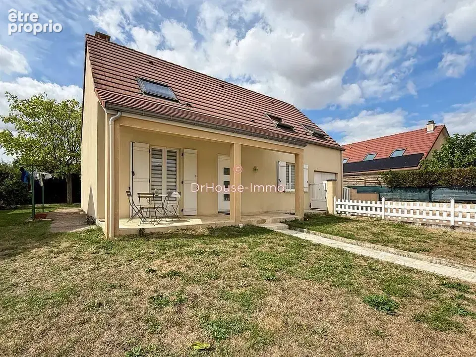 Maison à QUETIGNY