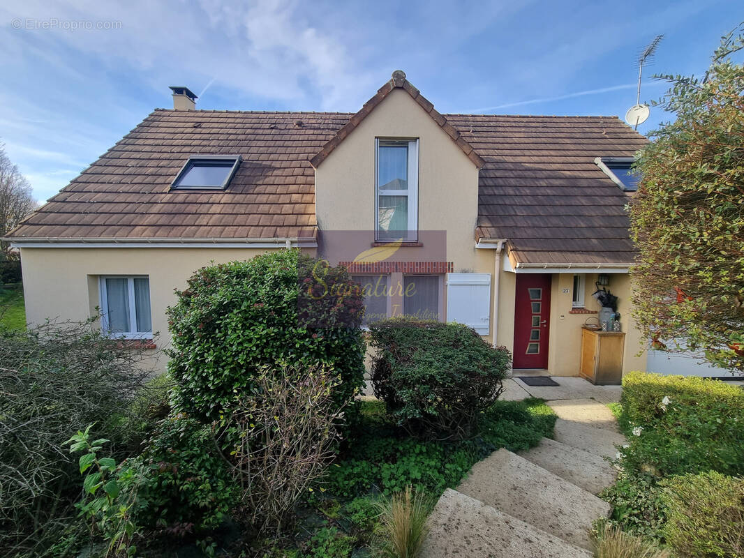 Maison à LAIGNE-EN-BELIN