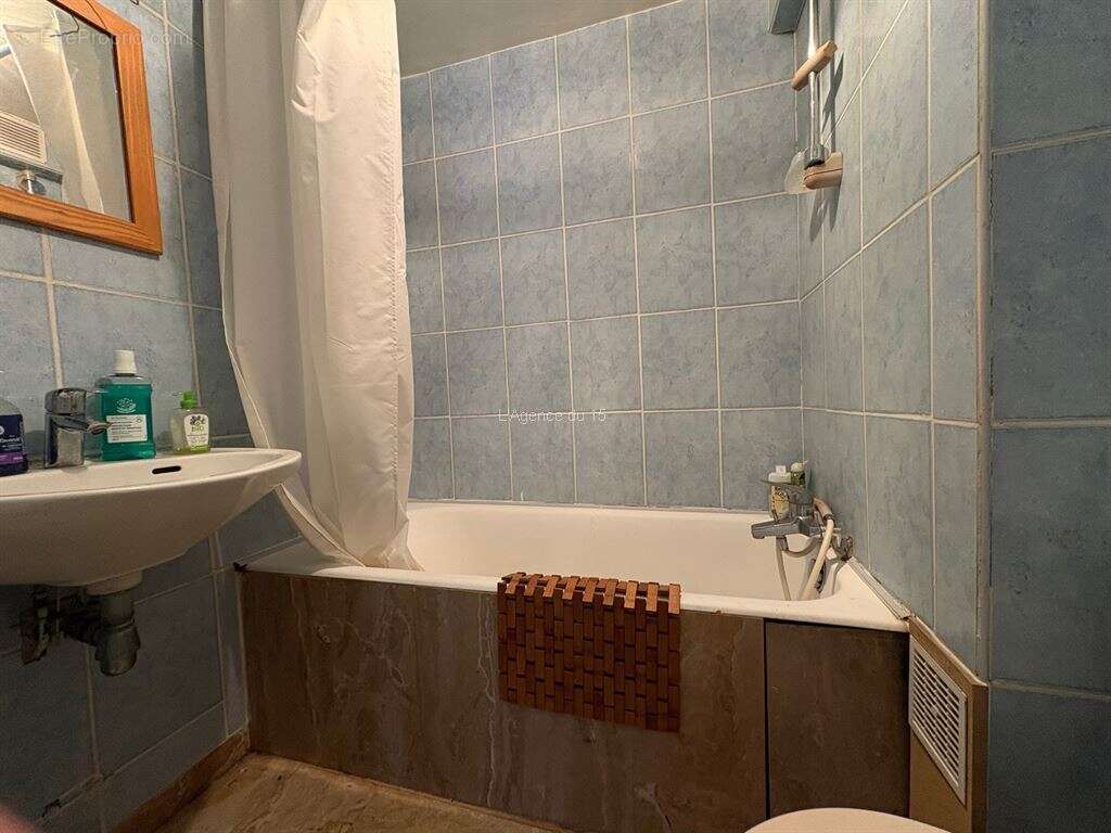 Appartement à PARIS-14E