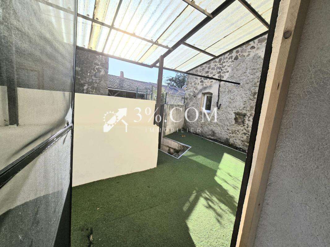 Maison à PLATS