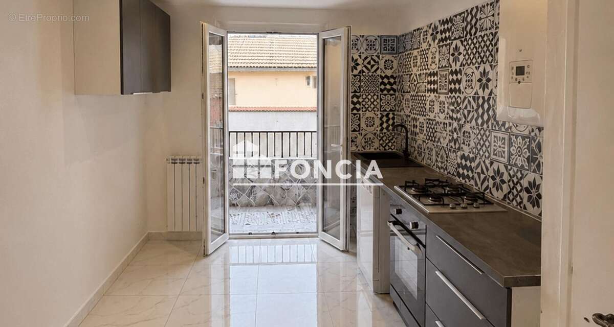 BÉZIERS – Secteur Médiathèque / IUT – Appartement T4 vendu loué - photo 3