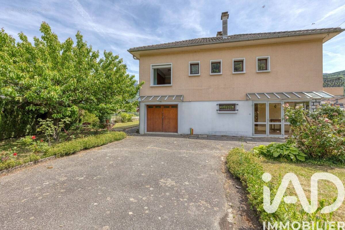 Photo 1 - Maison à LA ROCHETTE