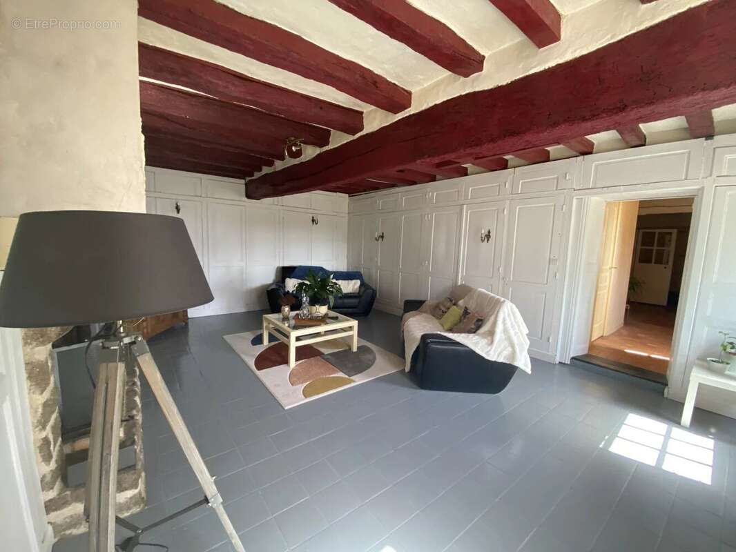 Maison à SAINTE-SUZANNE