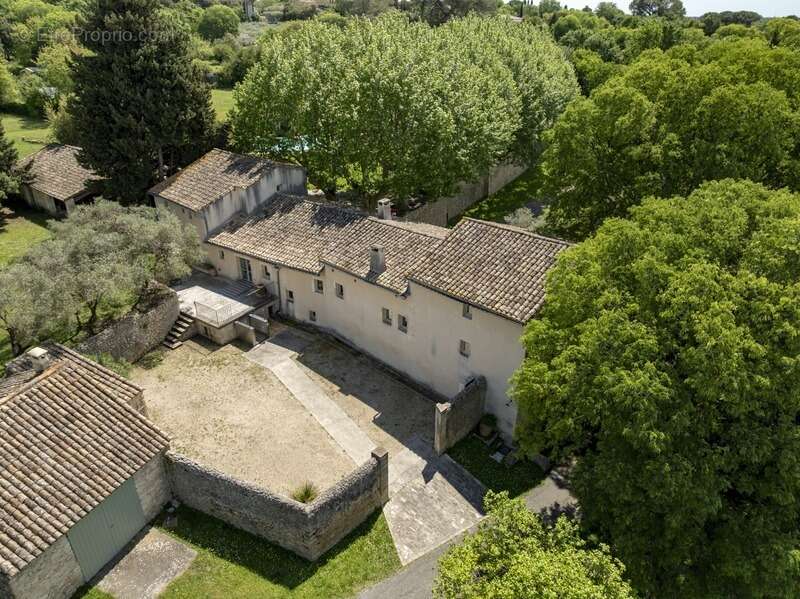 RARE : Offrez-vous une magnifique  Propriété ( mas de 10 pièces et 2.6 hectares de parc ) aux portes de SOMMIERES (30) - photo 3