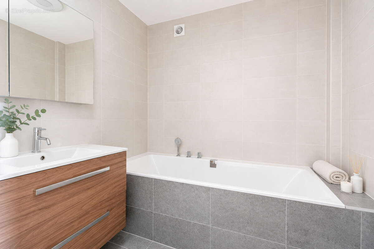 Appartement à PARIS-19E