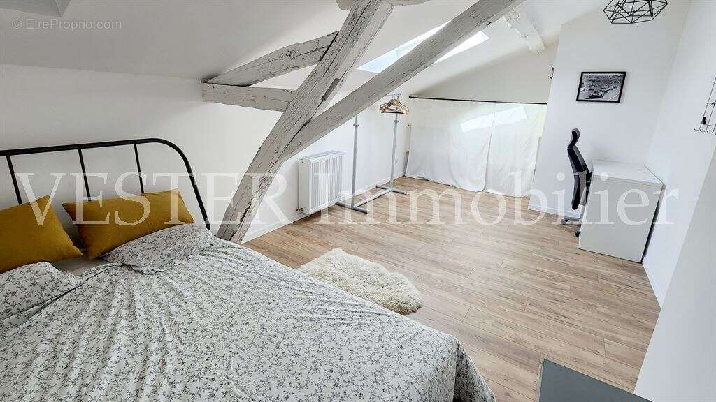Propriété en pierres de 280m2 entièrement rénovée sur 2,7 hectares de terres - photo 11