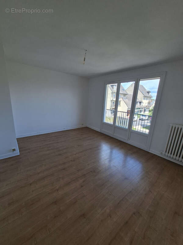 Appartement à VILLERS-SOUS-SAINT-LEU