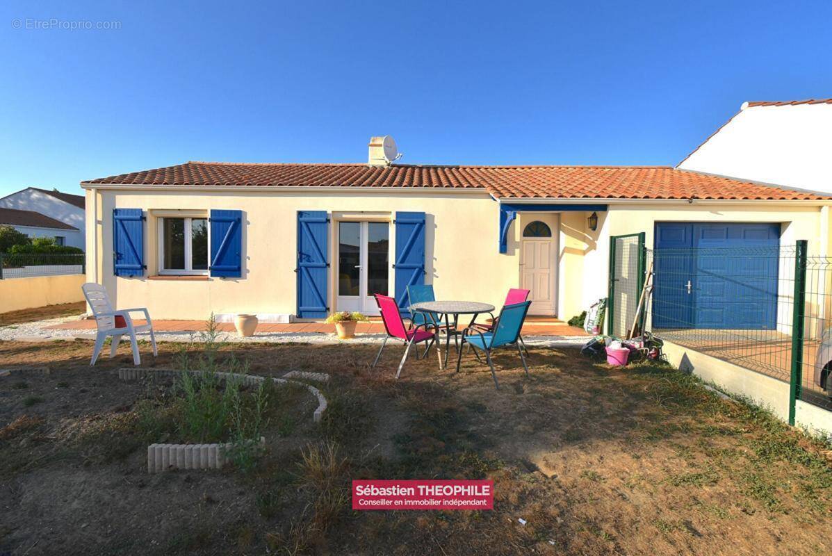 Maison à L'AIGUILLON-SUR-VIE