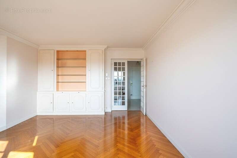 Appartement à BRON