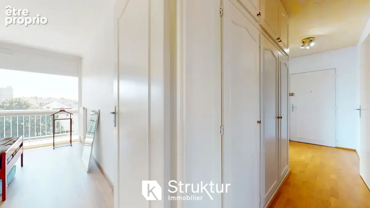 Appartement 80 m² à Thionville  - photo 9