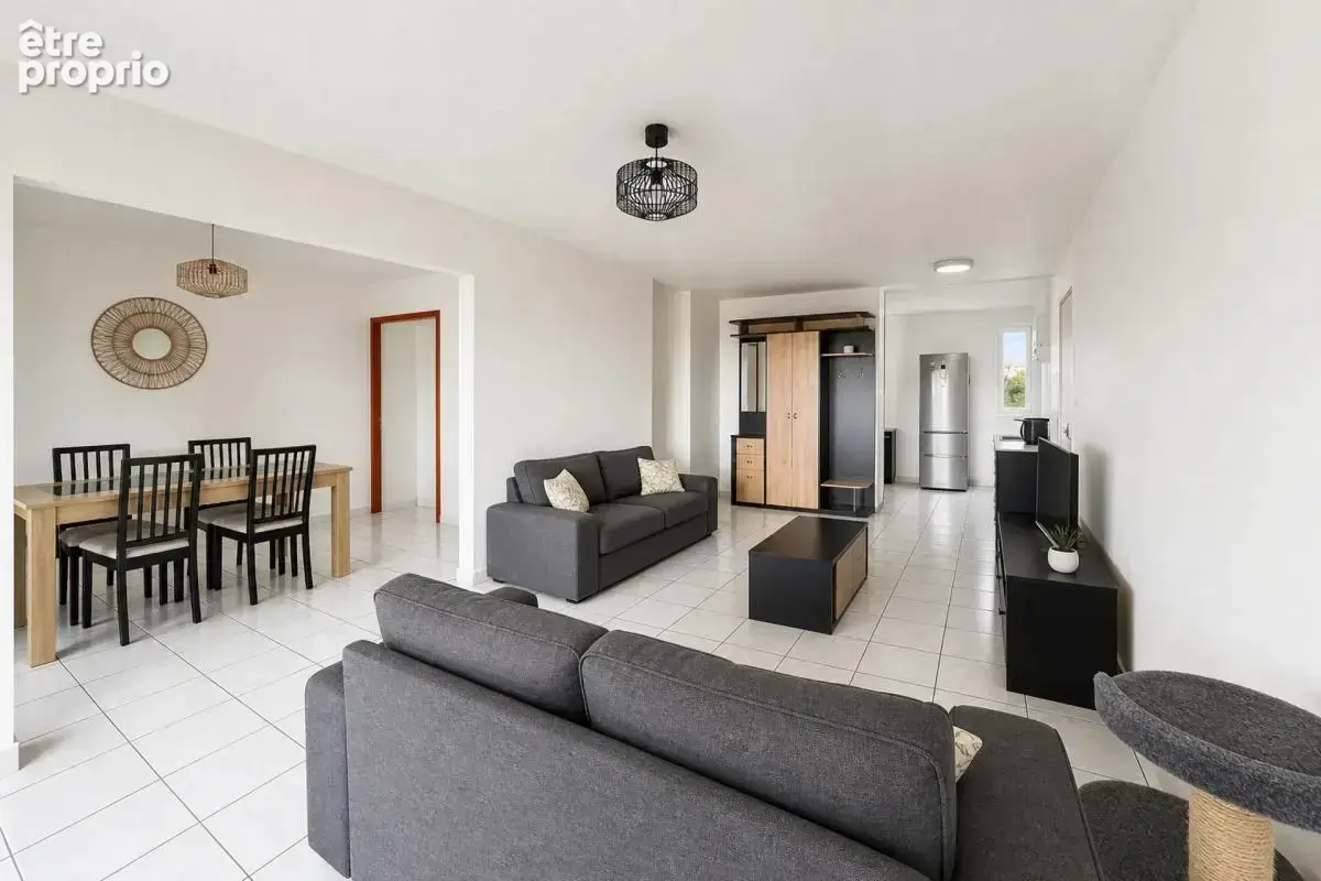 Spacieux T4 lumineux avec balcon, Rillieux-la-Pape - photo 2