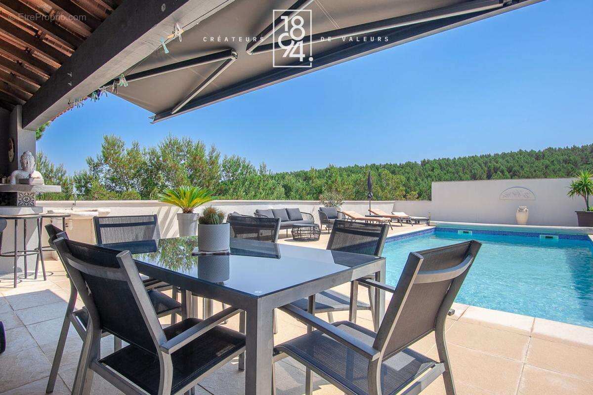 Maison à ENSUES-LA-REDONNE