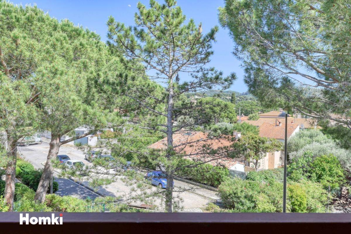 Appartement à SAINT-CYR-SUR-MER