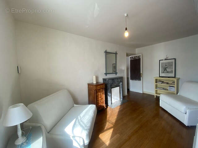Proximite commerces, ecoles, colleges et pole medical - photo 14