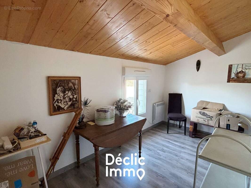 A vendre maison 8ch rochefort + garage - photo 15