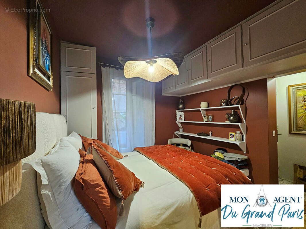 Appartement à PARIS-14E