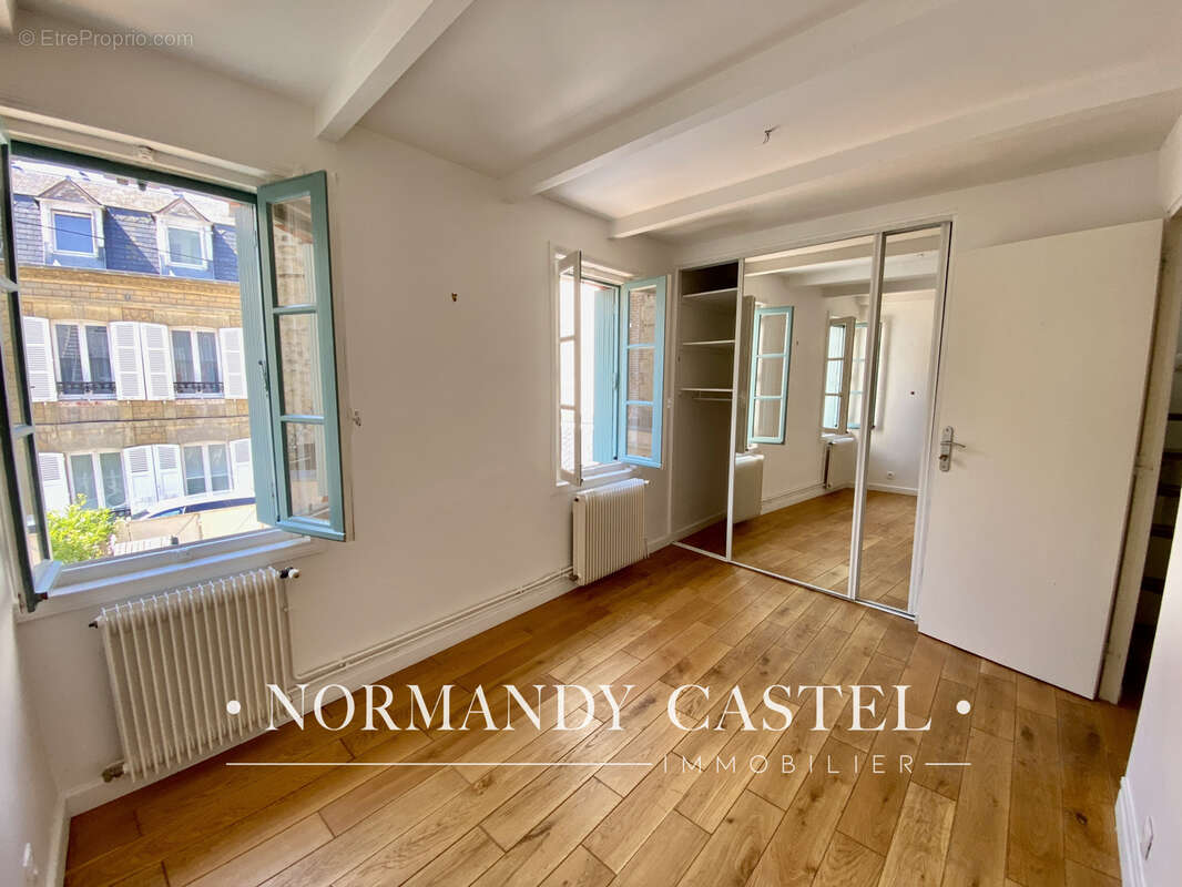 Maison à TROUVILLE-SUR-MER