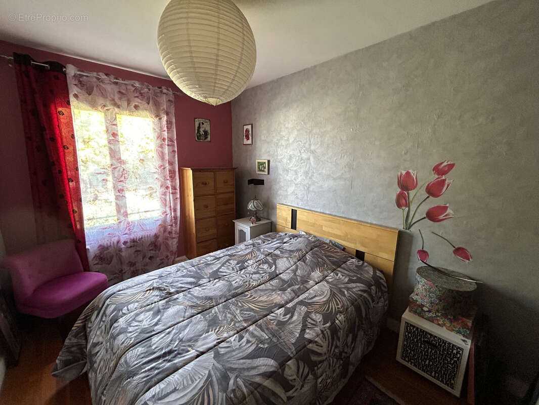 Maison à PUY-GUILLAUME