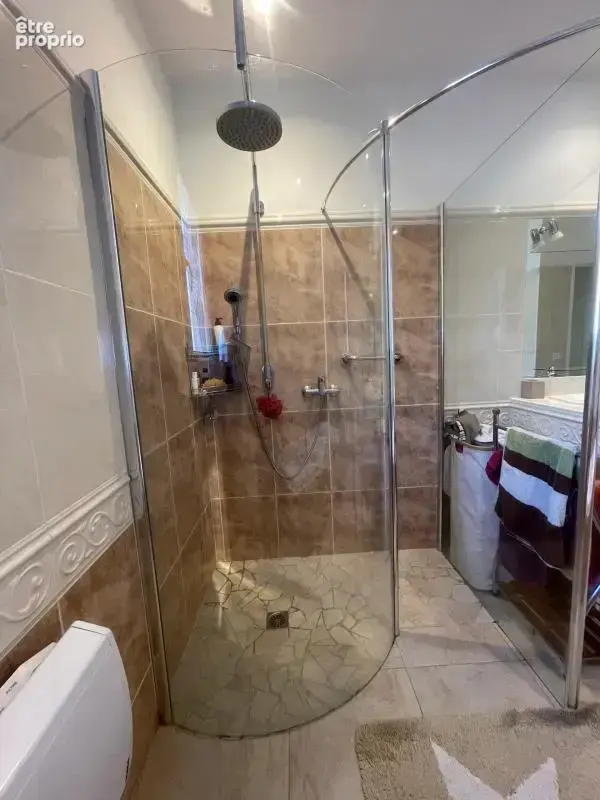 Maison de 5 pièces de 140 m² à Villeneuve-de-la-Raho - photo 17