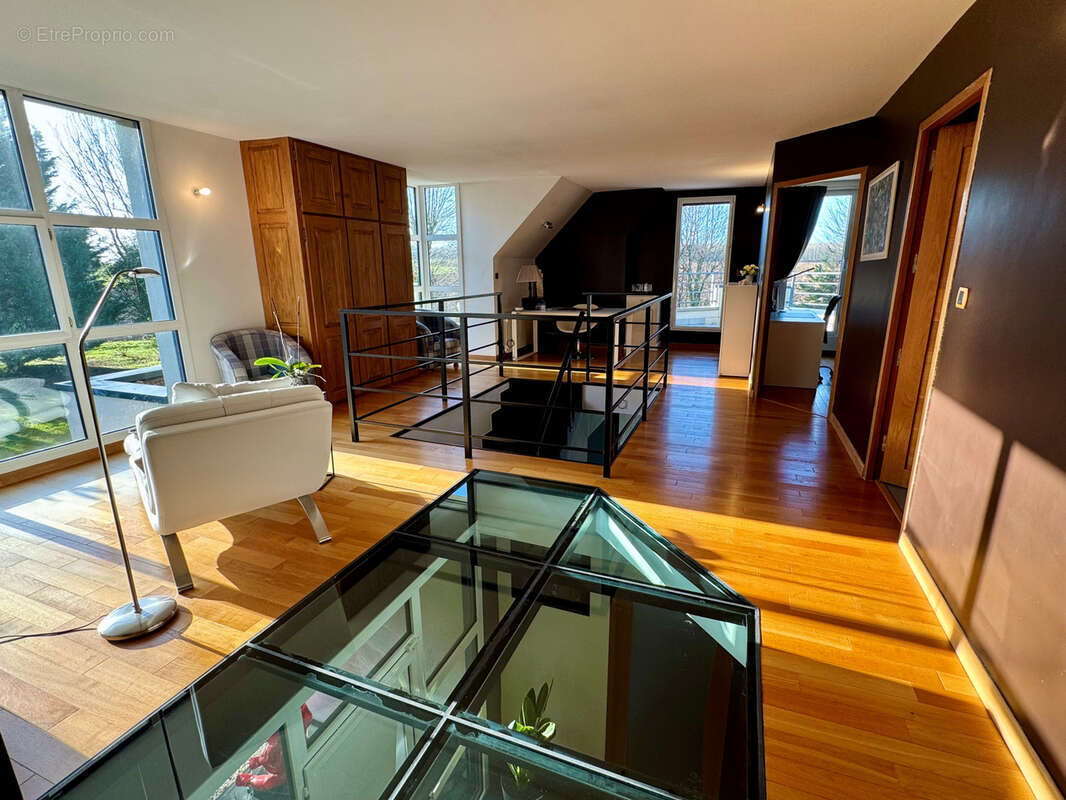 Maison à SAINT-SAUFLIEU