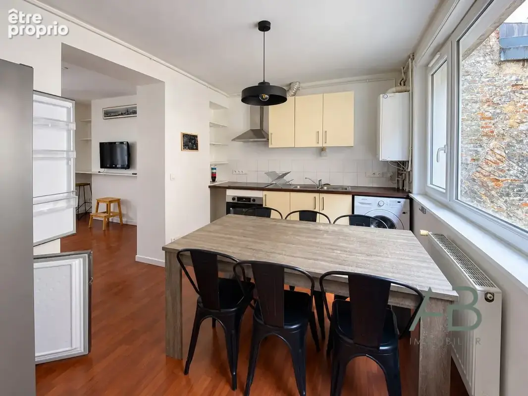 Appartement 3 pièces 54 m² à vendre à Lille (59000) - photo 2