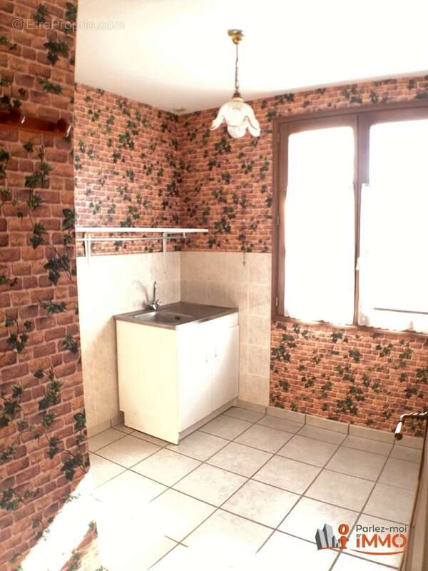 Maison à LA TOURETTE