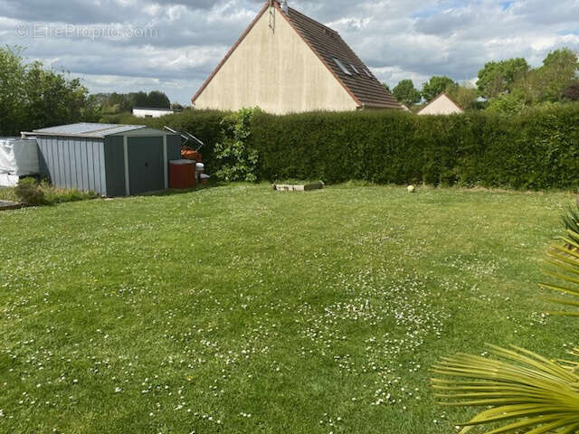 Maison à VILLERS-BRETONNEUX