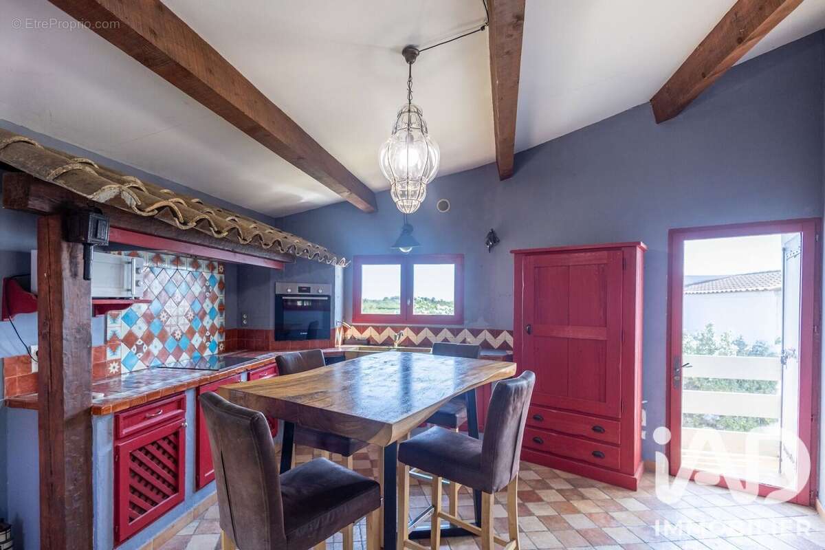 Maison 310 m² à Saintes-Maries-De-La-Mer  - photo 8
