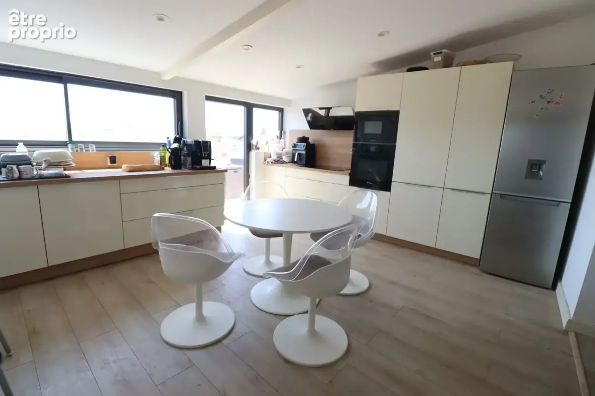 Appartement 421 m² à vendre à La Cote-Saint-Andre (38260) - photo 5