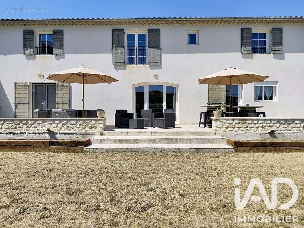 Maison 270 m² à Rochegude  - photo 5