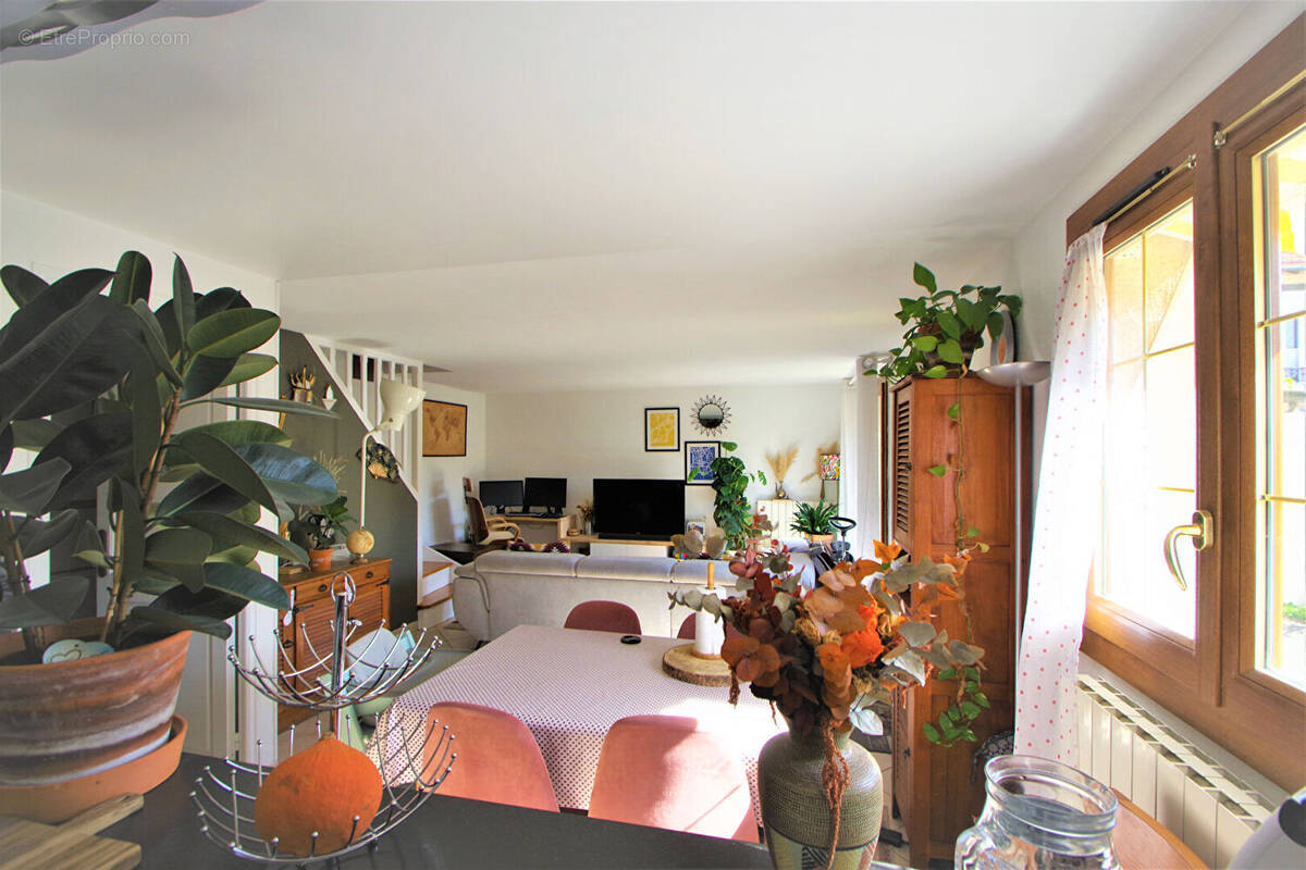 Maison à CARRIERES-SUR-SEINE