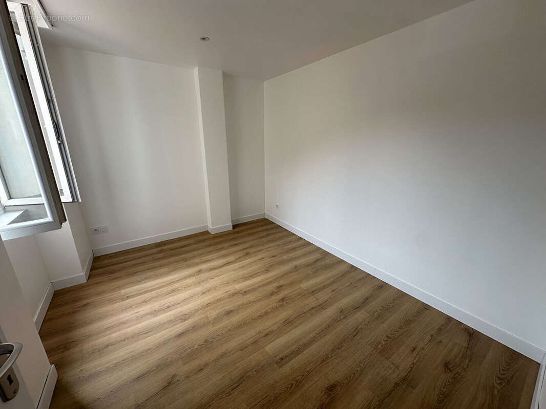 Appartement 75m² à tarare - photo 10