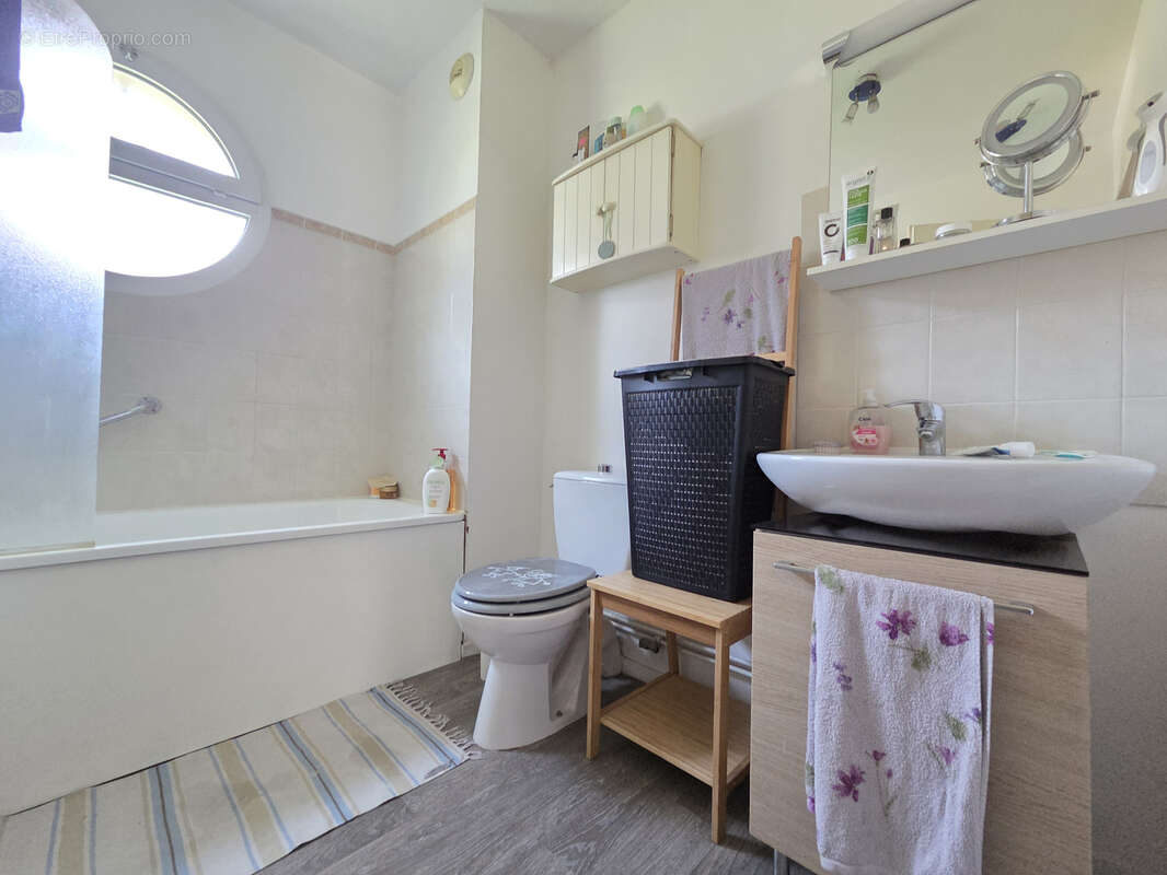 Appartement à MARLY-LA-VILLE