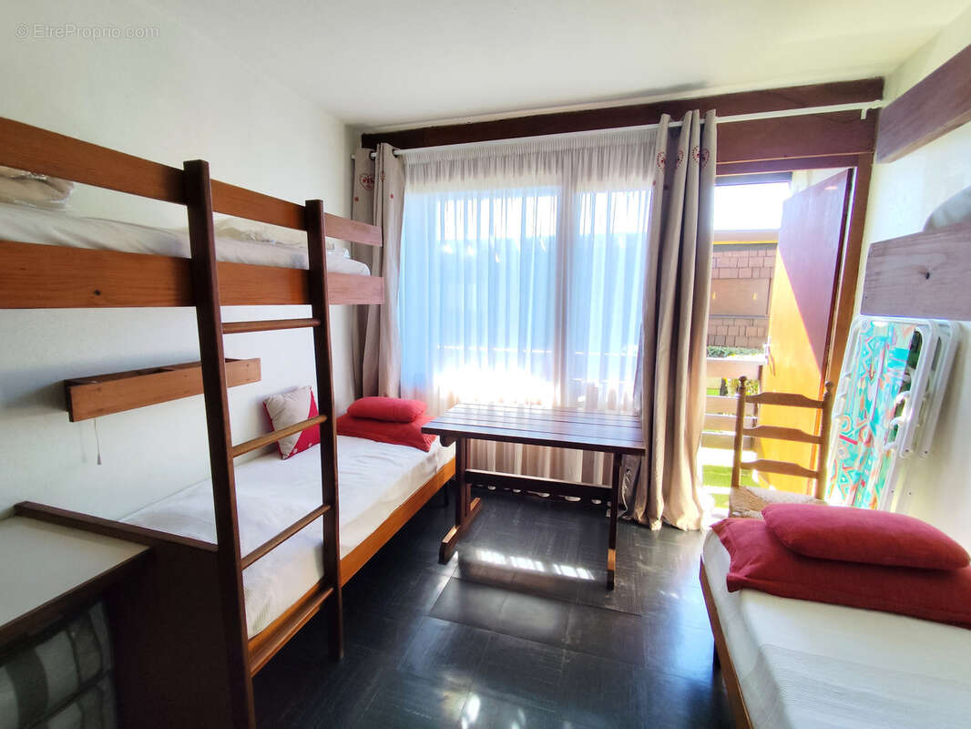 Appartement à MURAT-LE-QUAIRE