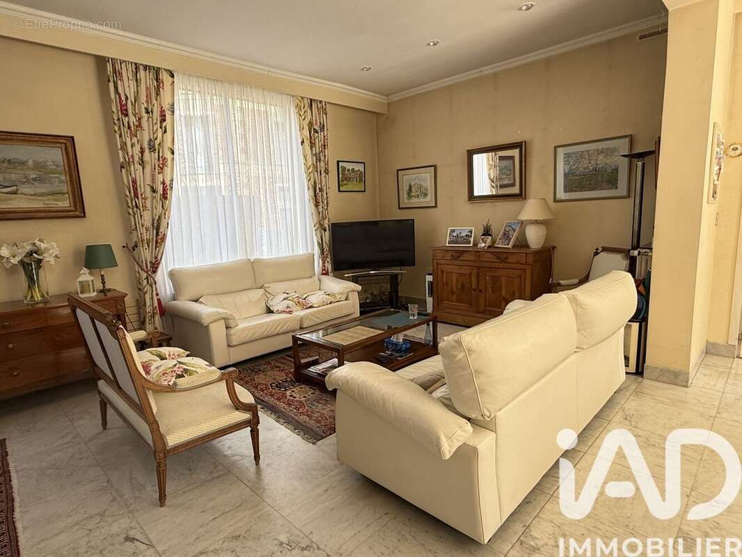 Photo 6 - Maison à COMPIEGNE