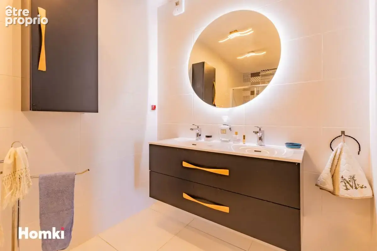 Appartement T4 de 100 m² à Narbonne 11100, Rue Atlas - photo 17